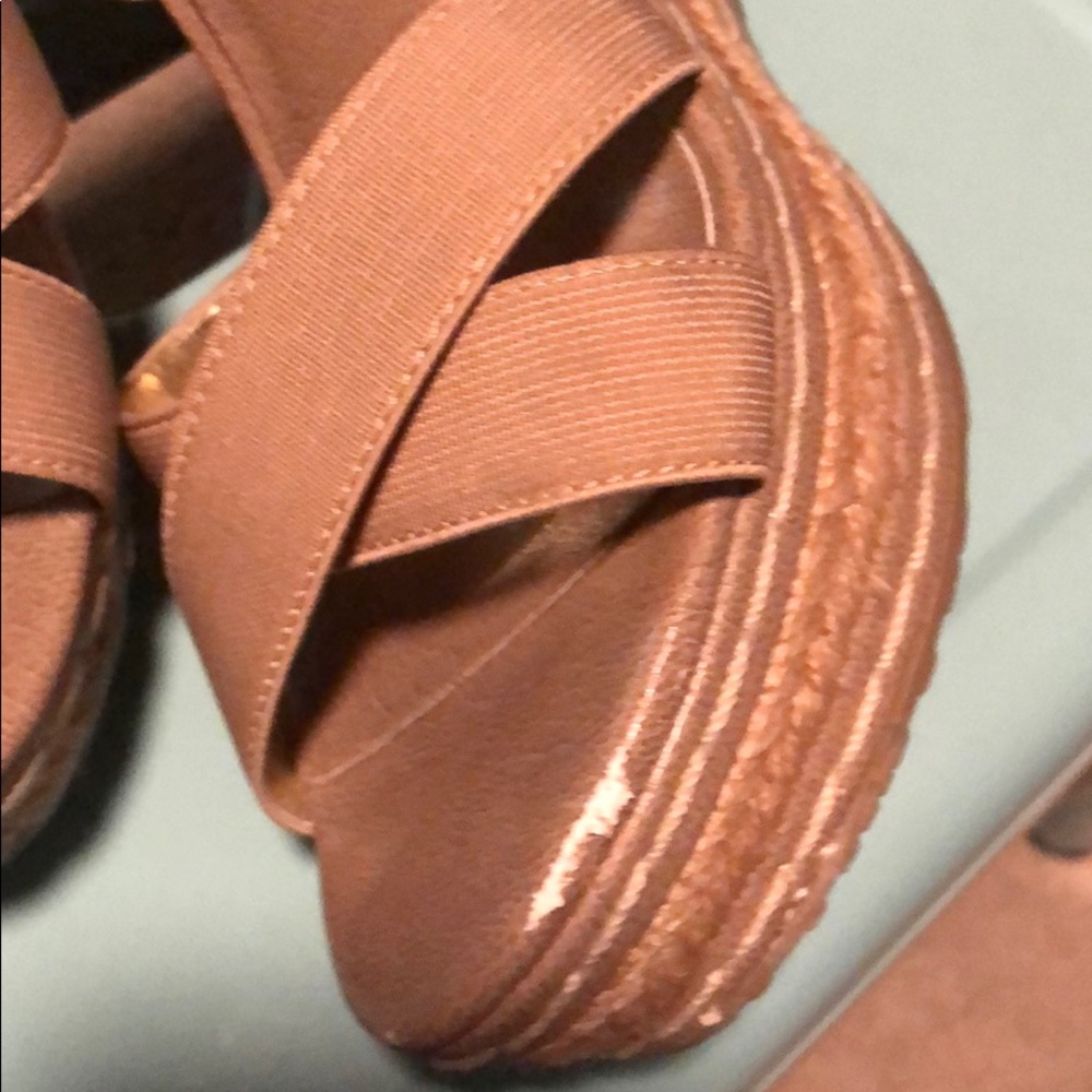 Charles David - Wedges - Picture 4 of 5